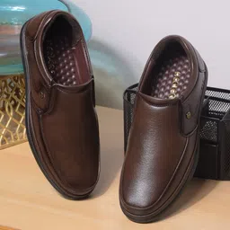 Liberty Men Round Toe Formal Loafers-image-41