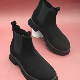 El Paso Women Black Solid Chelsea Boots-image-92