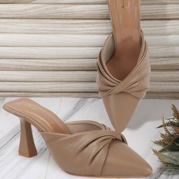 CHINRAAG Block Heel Mules-33