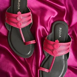 Rocia Textured One Toe Flats-13