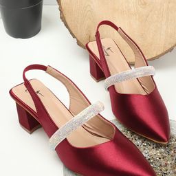 CHINRAAG Women Embellished Suede Ethnic Block Mules-40