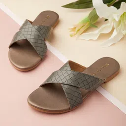 Vishudh Women Grey Textured Open Toe Flats-image-6