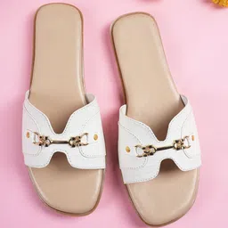 Walkfree Women Open Toe Flats with Buckles-29