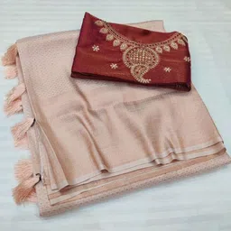 DIVASTRI Woven Design Beads and Stones Pure Silk Banarasi Saree-image-11