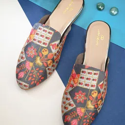 pelle albero Ethnic Embellished Mules-19