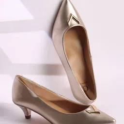Carlton London Work Kitten Pumps-39