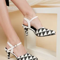 Mast & Harbour Printed Kitten Pumps-20
