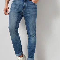 Celio Men Jean Slim Fit Mid Rise Clean Look Light Fade Jeans-image-59