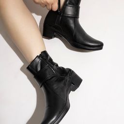 Shoetopia Girls Black Solid Regular Boots-picture-30