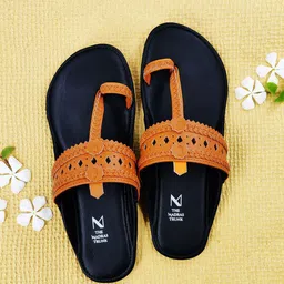 THE MADRAS TRUNK Laser Cuts Embellished Leather Kolhapuri One Toe Flats-48