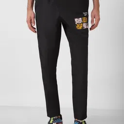 Reebok Men Printed Training App Mid-Rise Track Pants-image-77