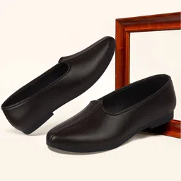 FAUSTO Men Brown Mojaris-image-28