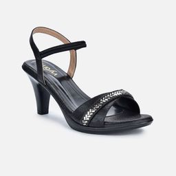 VALIOSAA Black Textured Ethnic Block Sandals image 4
