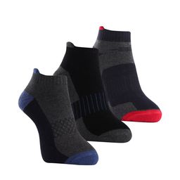 RC. ROYAL CLASS Men Pack Of 3 Grey & Red Patterned Ankle Length Socks image 2