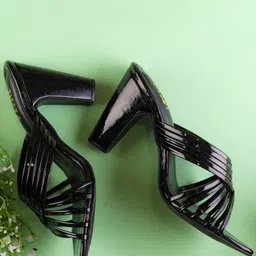 TIESTA Open Toe Block Heels image 2