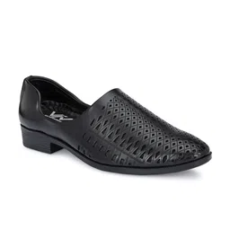 VIV Men Textured Padded Insole Mojaris With Laser Cuts image 2