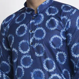 Kaifoo Men Multicoloured Printed Angrakha Kurta with Pyjamas image 3