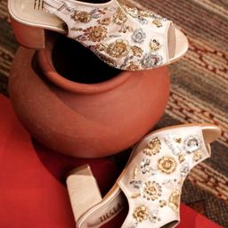 TIESTA Embellished Open Toe Block Heel Mules image 3