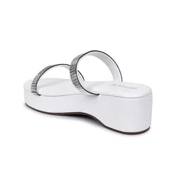 TRASE Textured Block Peep Toes image 3