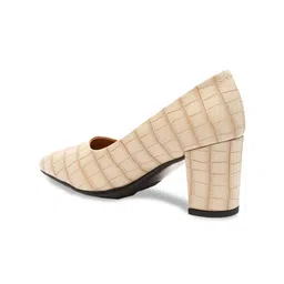Bruno Manetti Cream-Coloured Textured PU Block Pumps image 5