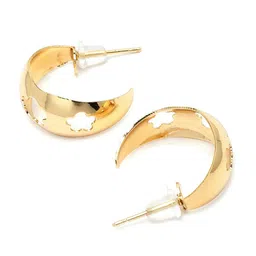 Bohey by KARATCART Gold-Plated Contemporary Half Hoop Earrings image 3