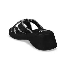 THE WHITE POLE Textured Canvas Platform Heels image 3