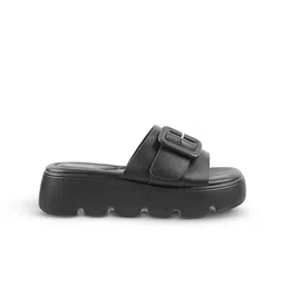 Mochi Flatform Heels with Buckles image 5