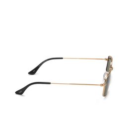 IDEE Men Rectangle Sunglasses with Polarised and UV Protected Lens IDS3097C2PSG image 3
