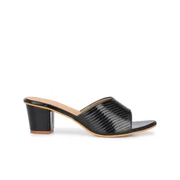 CLOG LONDON Textured Block Heels image 2