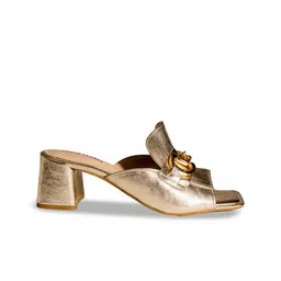 Peach Flores Textured Embellished Open Toe Leather Block Heels image 4