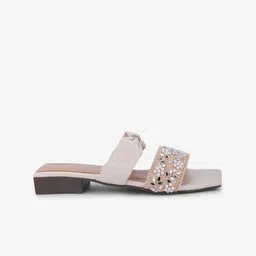 Anouk Cream-Coloured Embellished Ethnic Open Toe Flats image 2