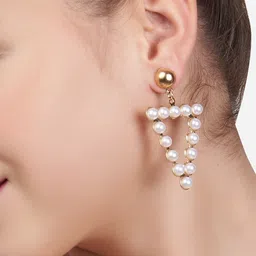 AMI Gold-Plated Triangular Drop Earrings image 5