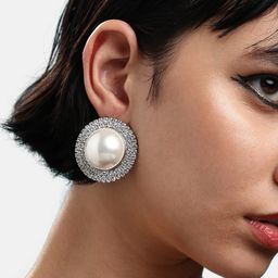 SOHI Silver-Plated Circular Studs Earrings image 4