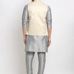 Kaifoo Men Multicoloured Kurta with Churidar & Nehru Jacket image 2
