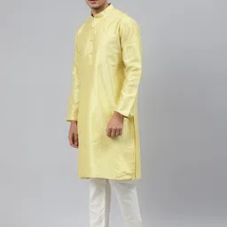 MANQ Men Green Striped Regular Kurta with Pyjamas image 4