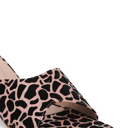 Shezone Peach-Coloured & Black Printed Block Heels image 4
