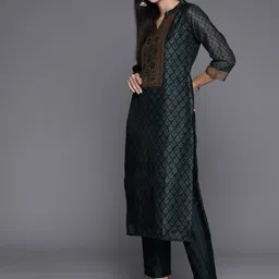 KALINI Ethnic Motifs Printed Regular Chanderi Silk Kurta With Trousers & Dupatta image 5