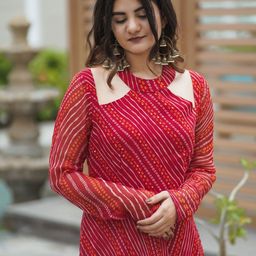 Thread & Button Women Red Bandhani Printed Silk Chiffon Kurta with Trousers & With Dupatta image 5