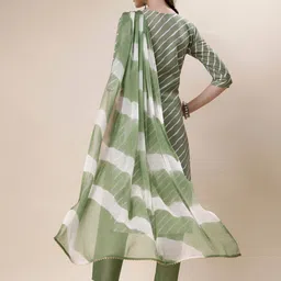 KALINI Leheriya Printed Regular Mirror Work Pure Silk Kurta With Trousers & Dupatta image 5