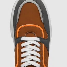 Solethreads Men Round Toe Memory Foam Sneakers image 3