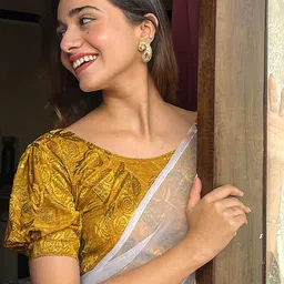 Bindigasm's Advi Embellished Jacquard Saree Blouse-picture-42