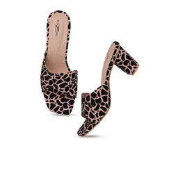 Shezone Peach-Coloured & Black Printed Block Heels image 5