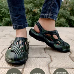 Action EVA Flotter Men Camouflage Printed Rubber Clogs image 4