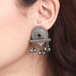 Anvik Contemporary Studs Earrings image 3