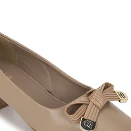 Truffle Collection Square Toe Block Heeled Pumps with Bows image 4