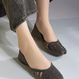 Shezone Women Embellished Mojaris-picture-23