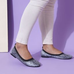 Sherrif Shoes Women Textured Mojaris-39