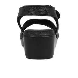 TRASE Textured Wedge with Buckles image 3