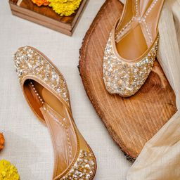 NR By Nidhi Rathi Intricate Sequin Embellished Ethnic Mojaris-picture-18