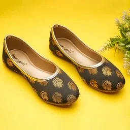 BOYZ N GALZ Girls Embellished Mojaris-picture-33